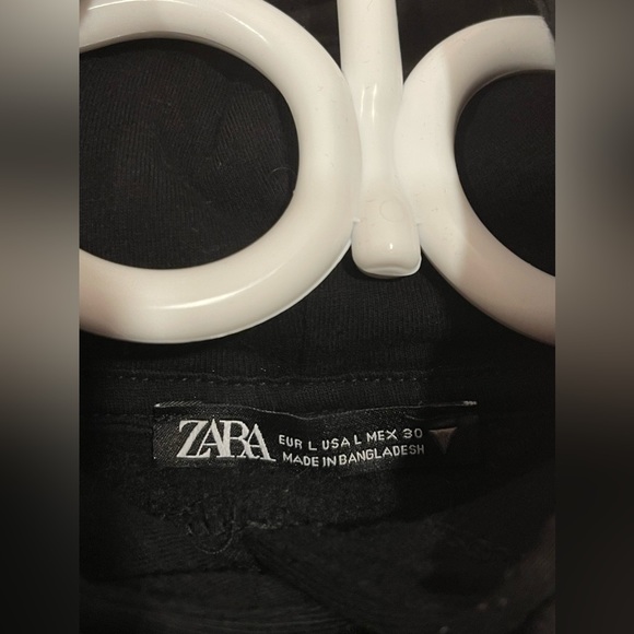 Black Zara Hoodie - Picture 4 of 5